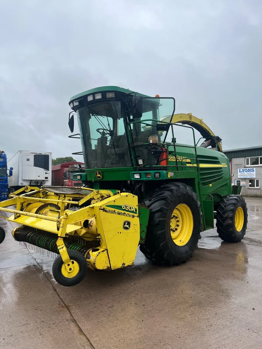 John Deere 7500 - Image 1