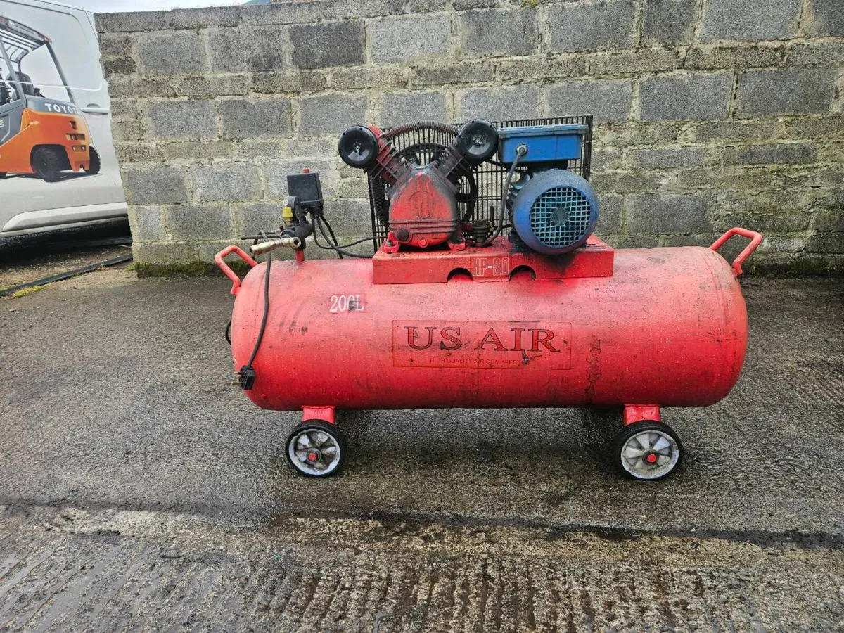 200 litre compressor - Image 1