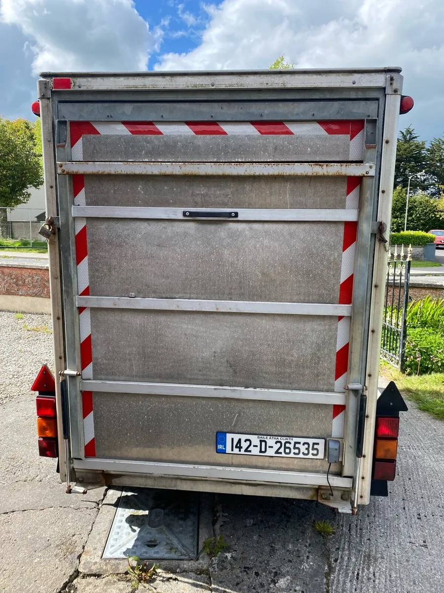 Blueline indespension box van trailer 8x5 - Image 3