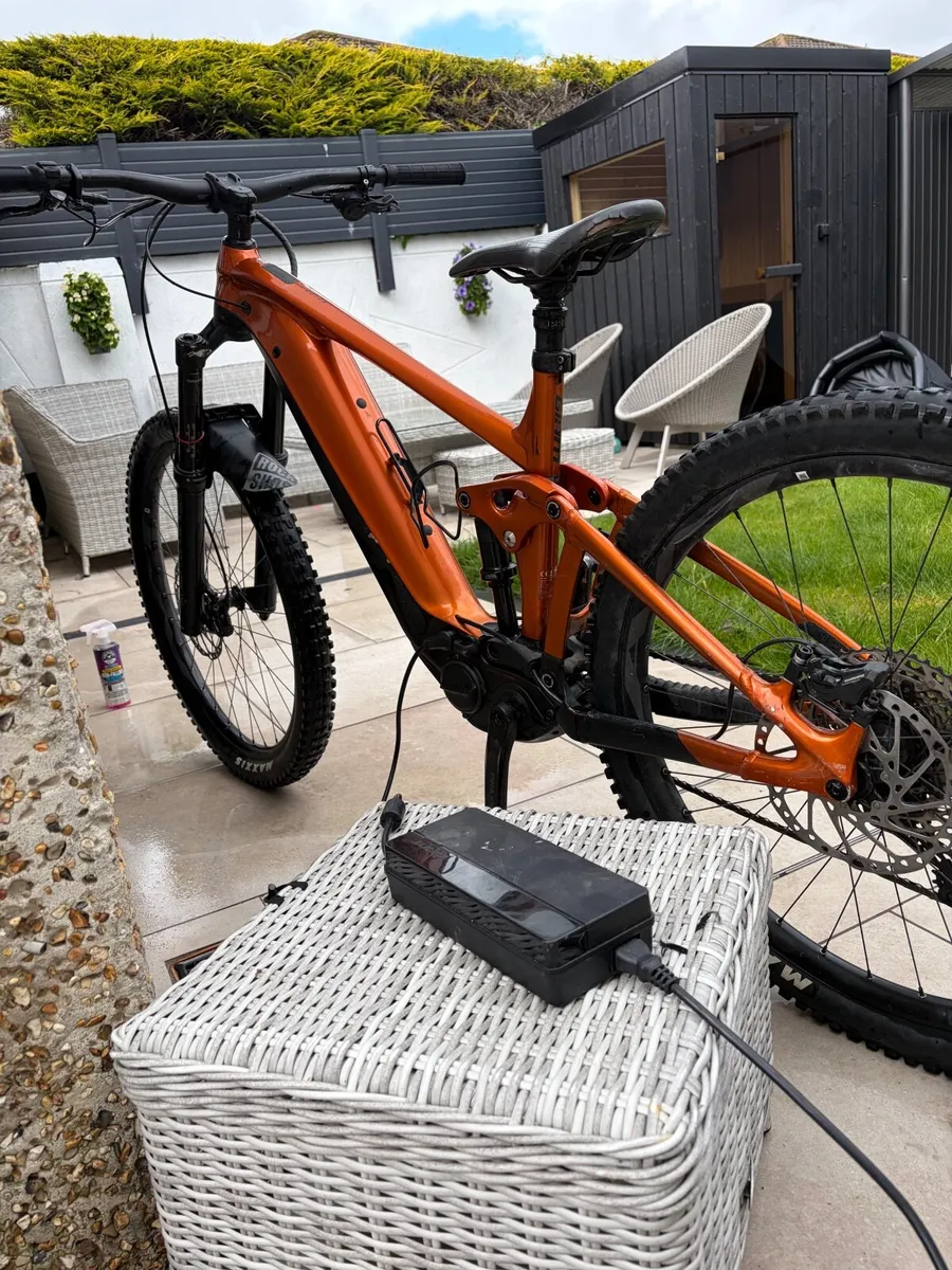 Mountain bike - Image 1