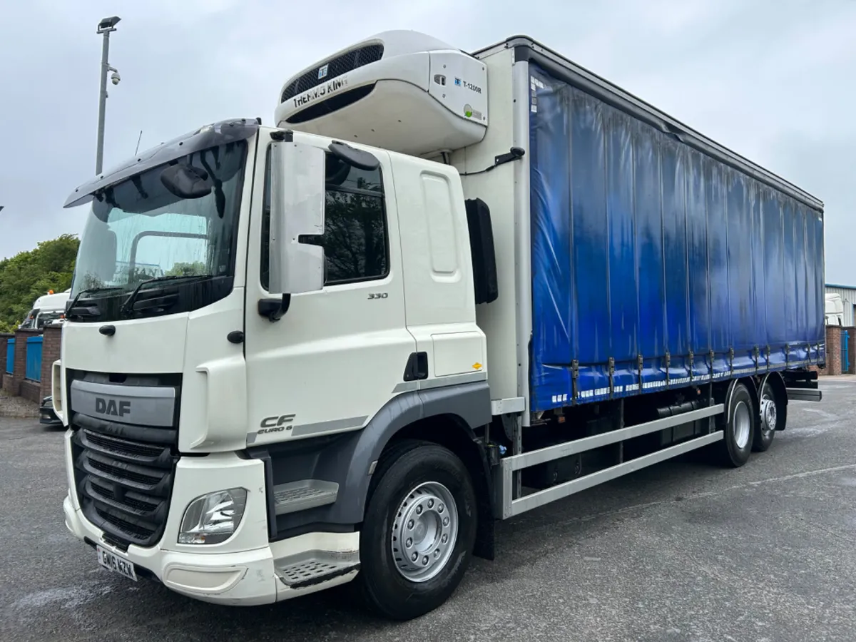 2016 Daf cf 330 6x2 fridge Curtainsider insuliner - Image 1