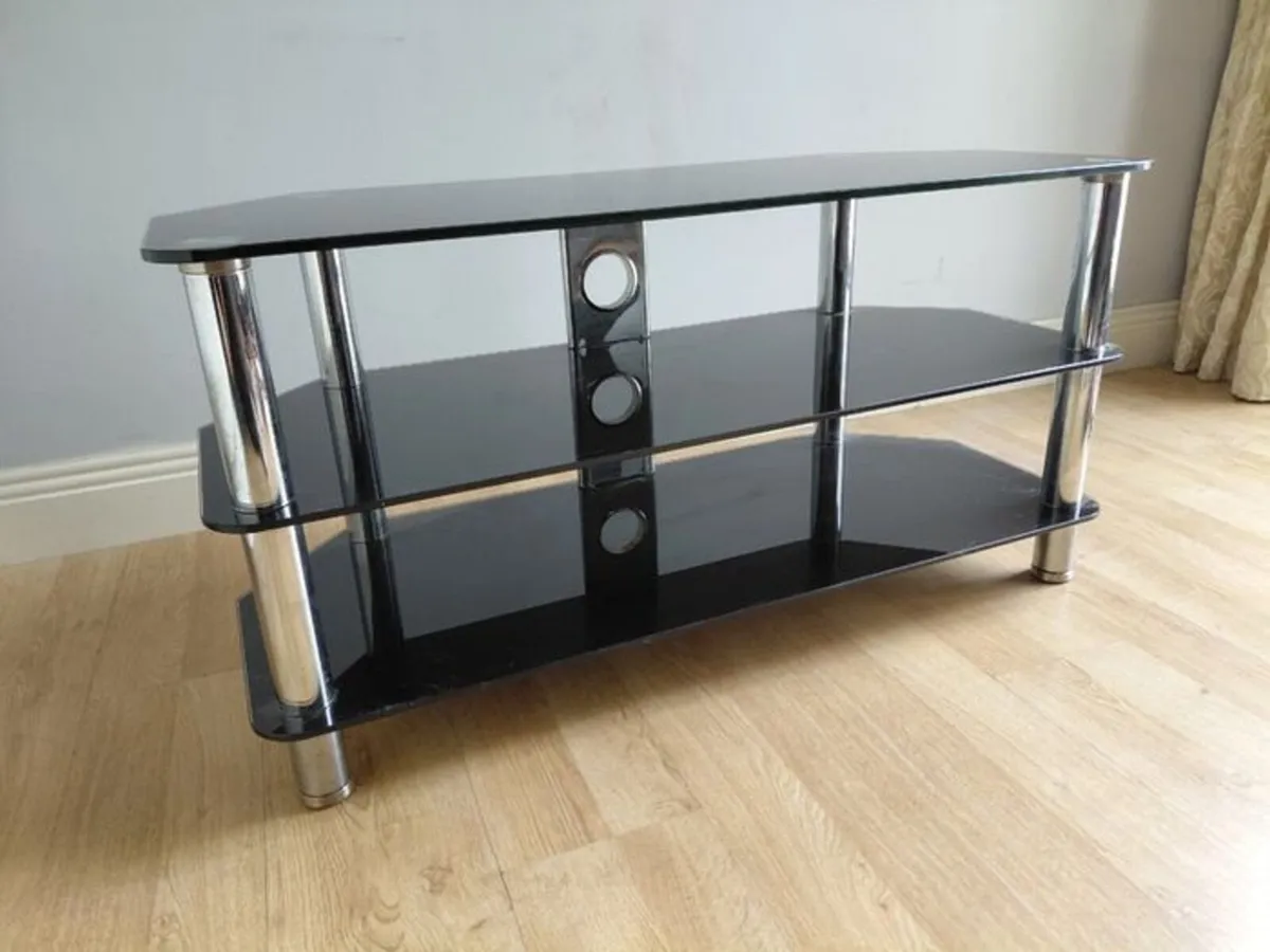 TV stand - Image 2