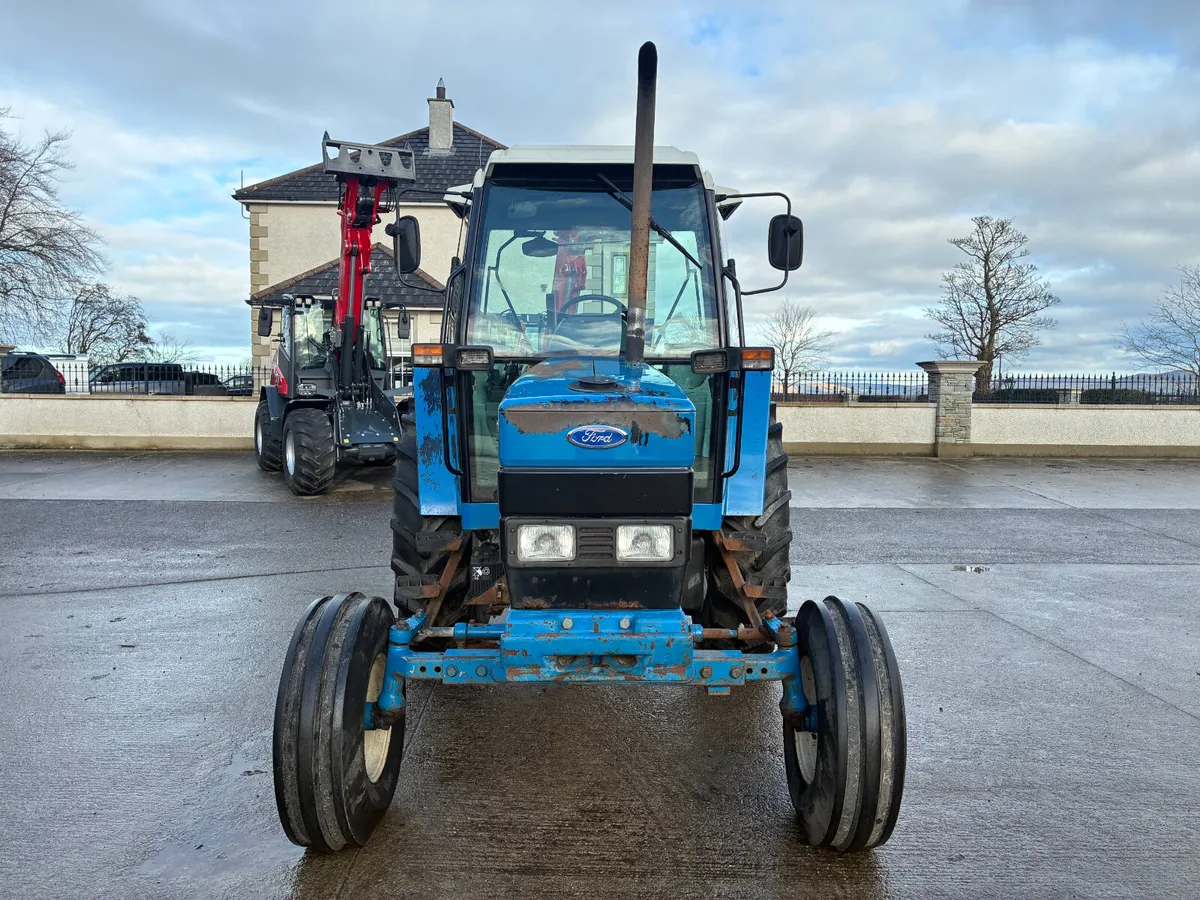 Ford 7740 2wd - Image 4