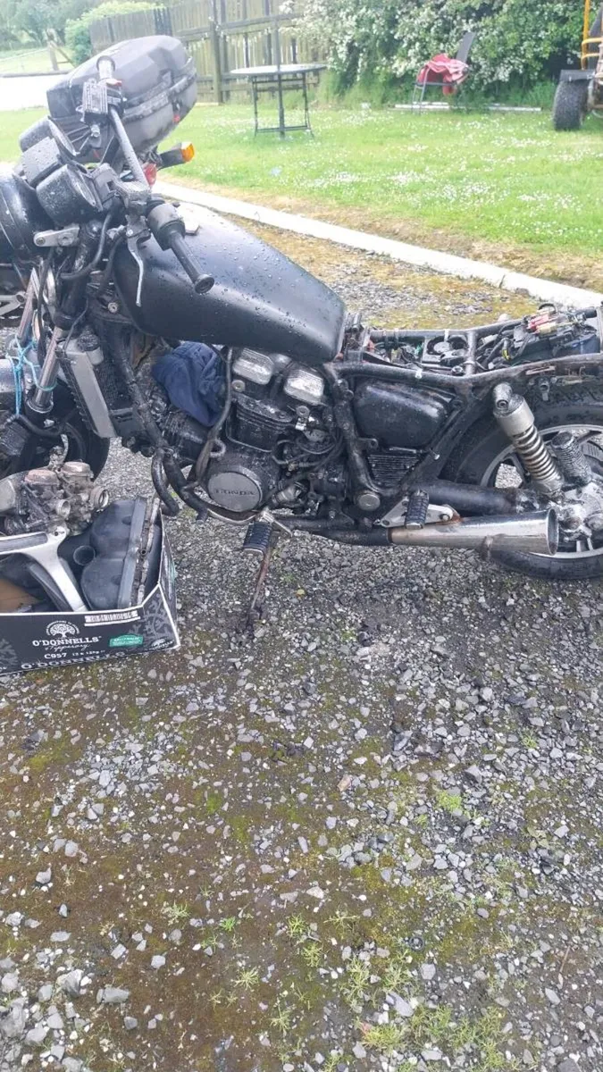 Magna 700 Yamaha 600 - Image 1