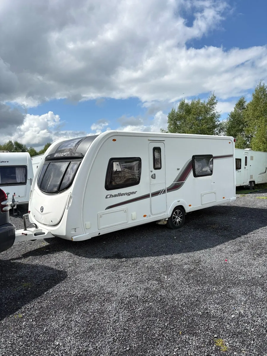 Swift Challenger 4 Berth Fixed Bed Caravan - Image 1