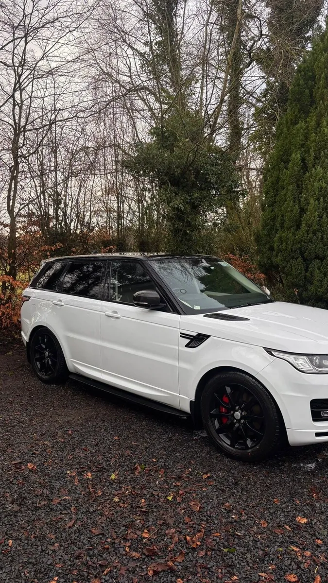 Range Rover sport - Image 2