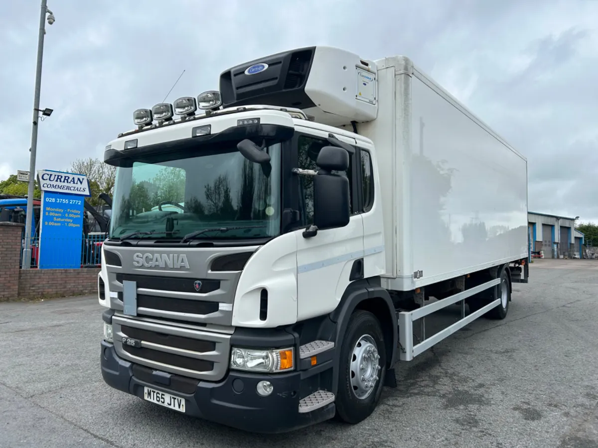 2016 Scania p250 18 ton fridge with tail lift - Image 1
