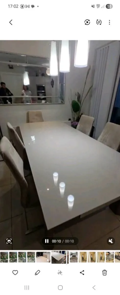 Extandable Dining table - Image 2