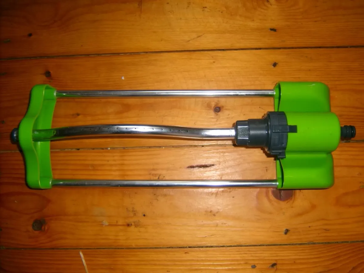 watering - Image 1