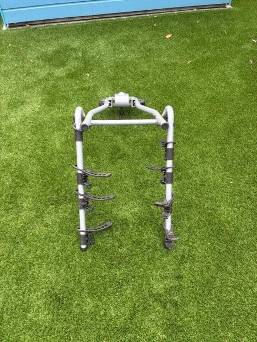 Thule HangOn 4 Bike Towbar Rack - Image 3