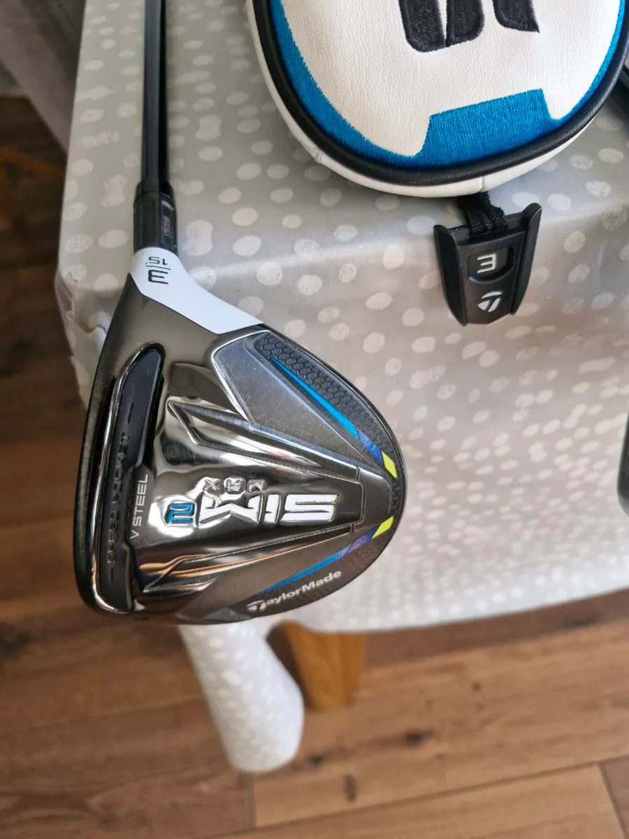 Golf Clubs Sim 2 Max 3 & 5 Wood. Titleist Irons - Image 3