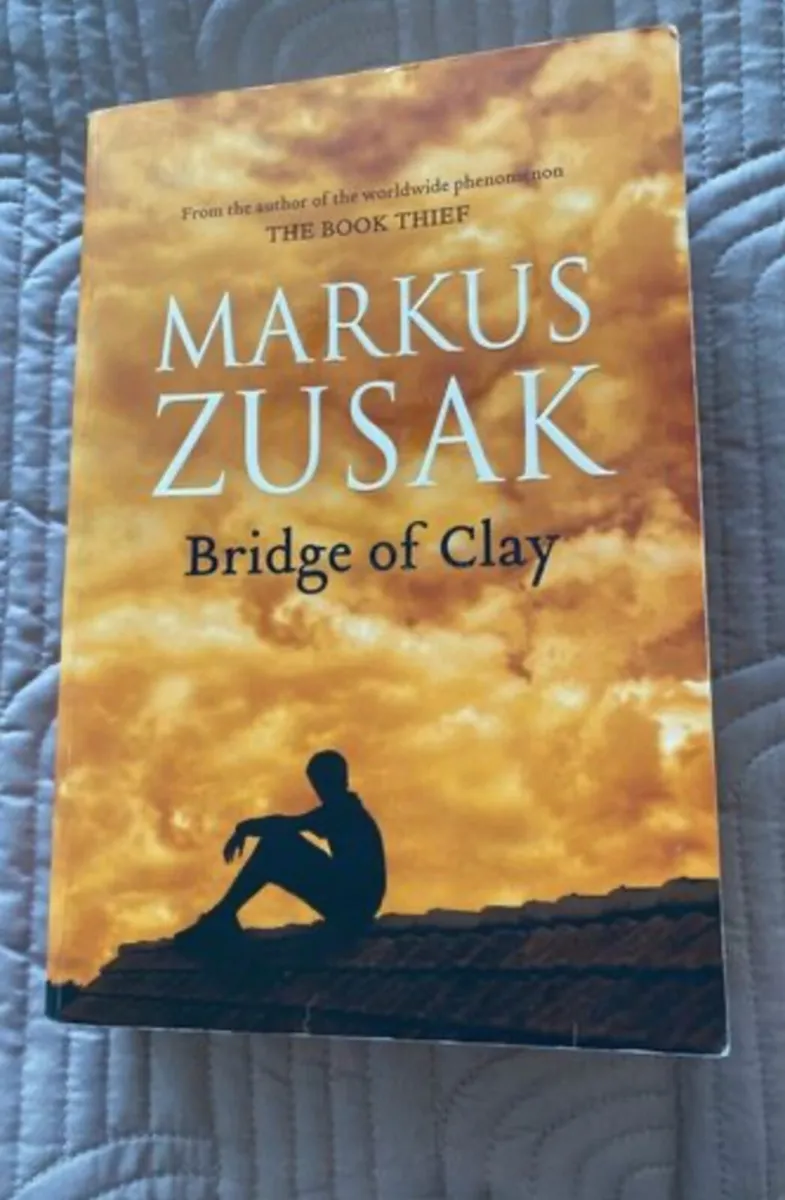 Book: Markus Zusak, Bridge of Clay - Image 1
