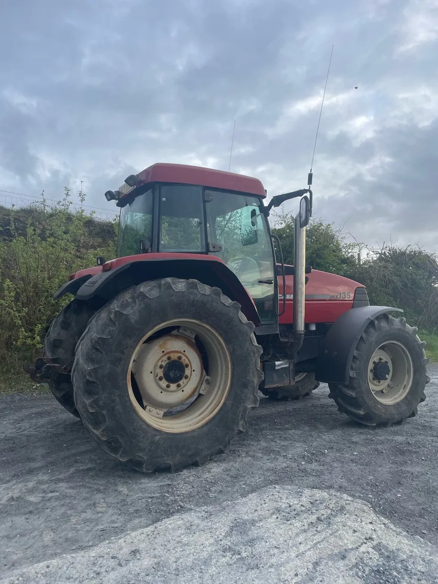 Case mx 135 - Image 3