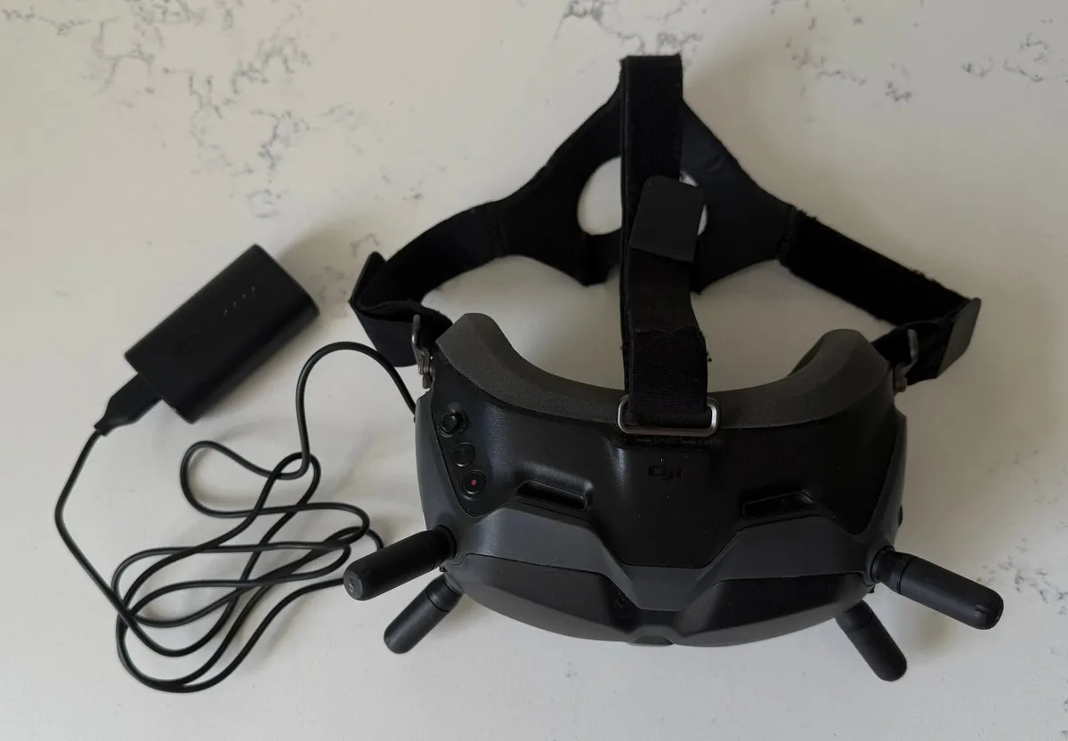 DJI Goggles V2 – excellent condition, fully functi - Image 2
