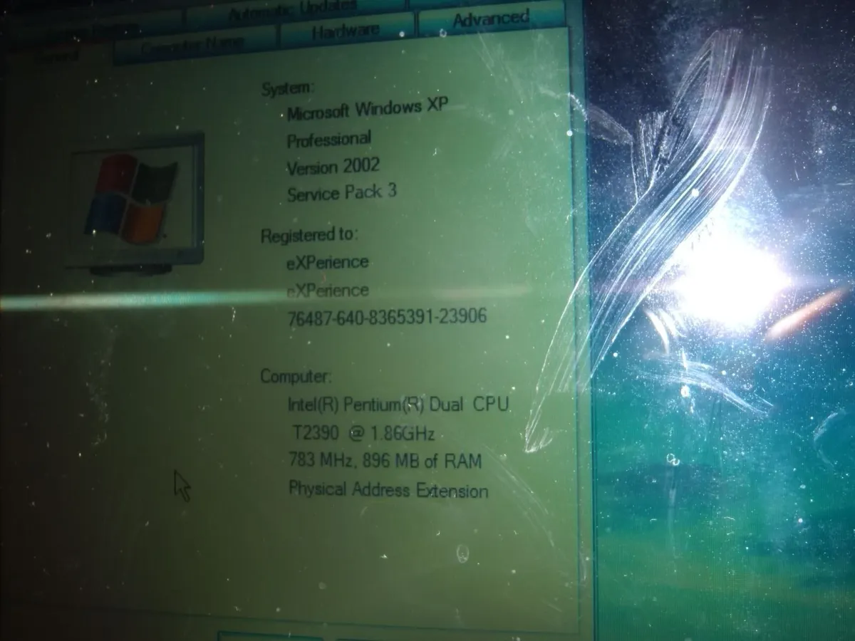 Advent laptop - Image 2