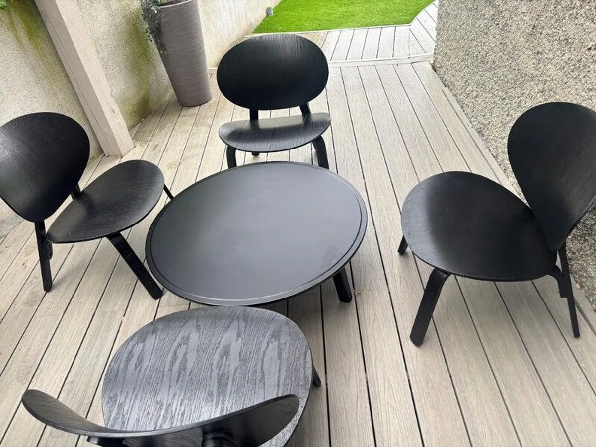 Coffee Table & Chairs - Image 1