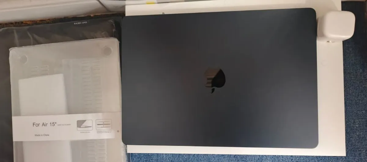 MacBook Air M5 16GB / 512GB – Warranty April 2027 - Image 2