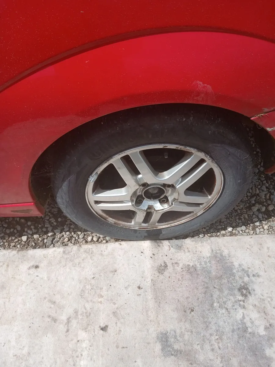 Ford Focus 2004 - Image 4