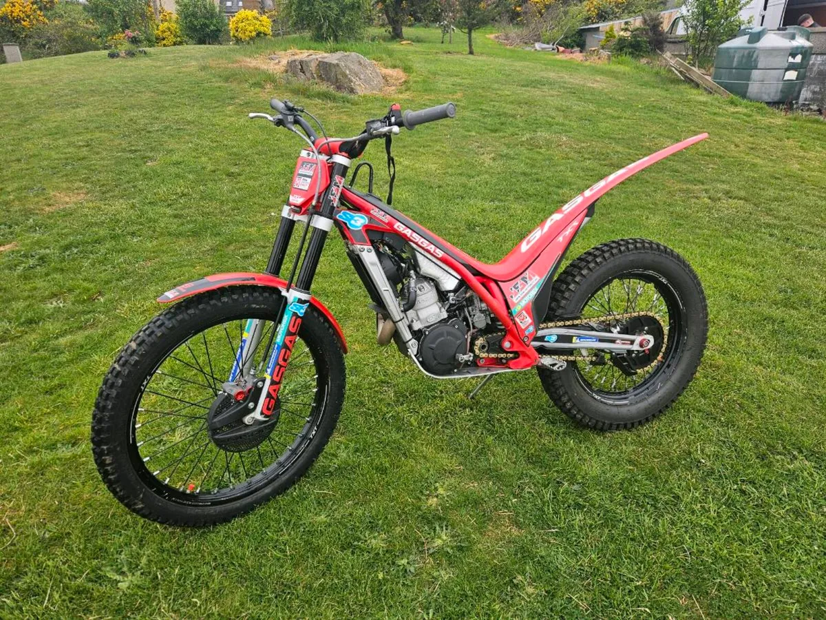 2025 Gasgas 300cc  trials bike MINT - Image 1