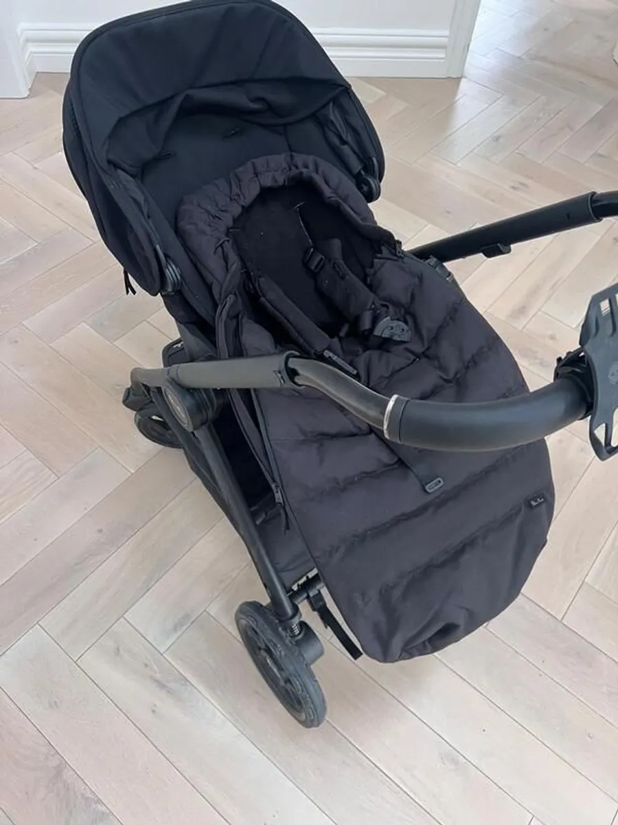 Silver Cross Reef 2 Travel System - Image 4