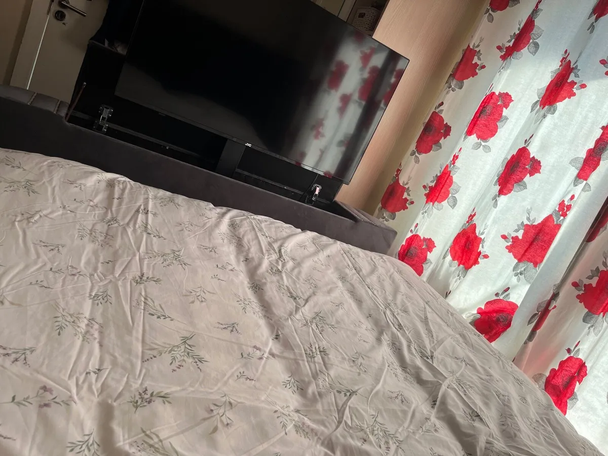 Tv bed - Image 3