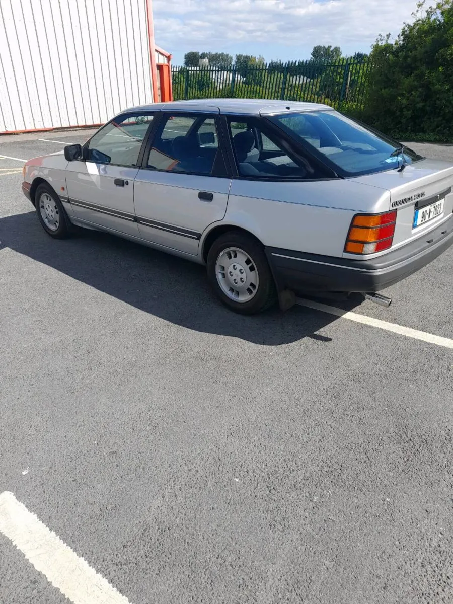 Ford Granada 2000 GLI - Image 3
