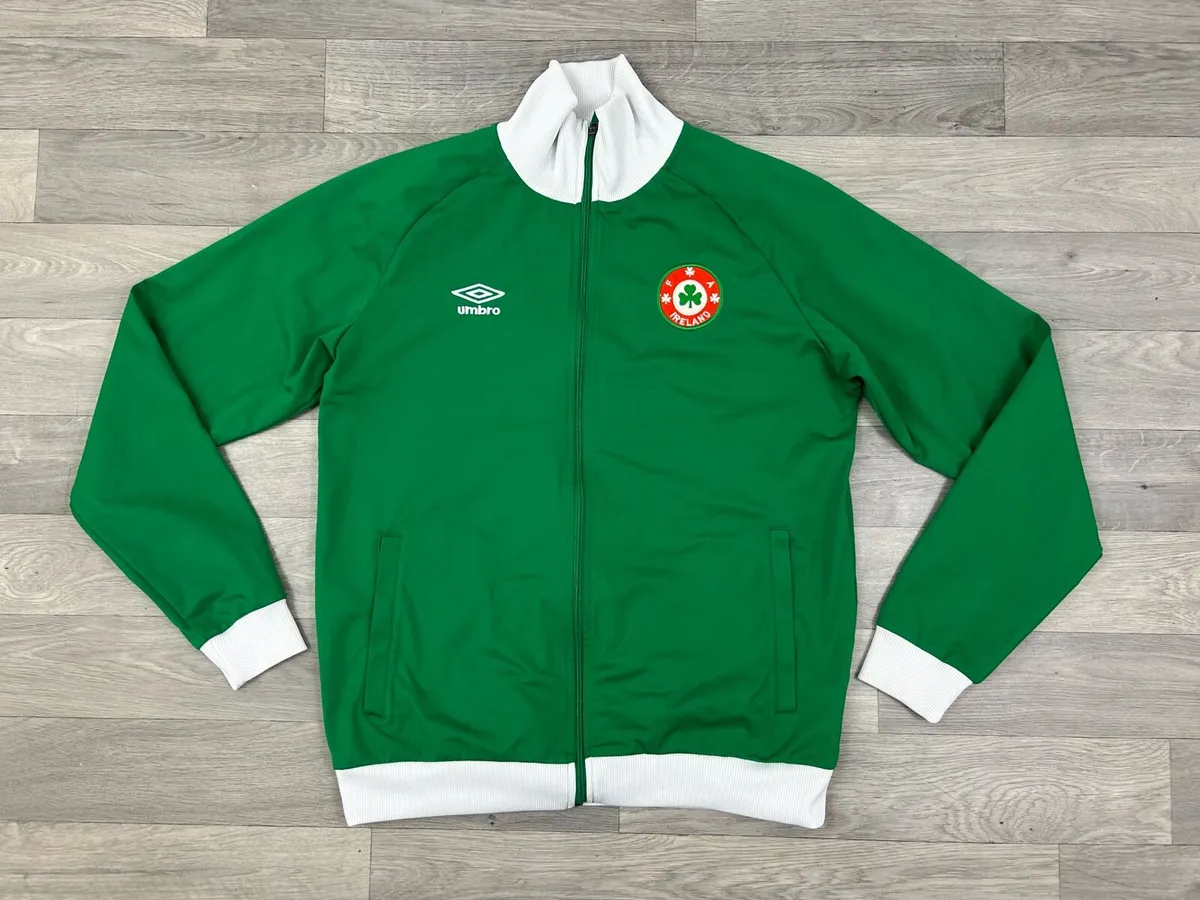 Umbro Ireland Track Jacket Mens Large - Image 1