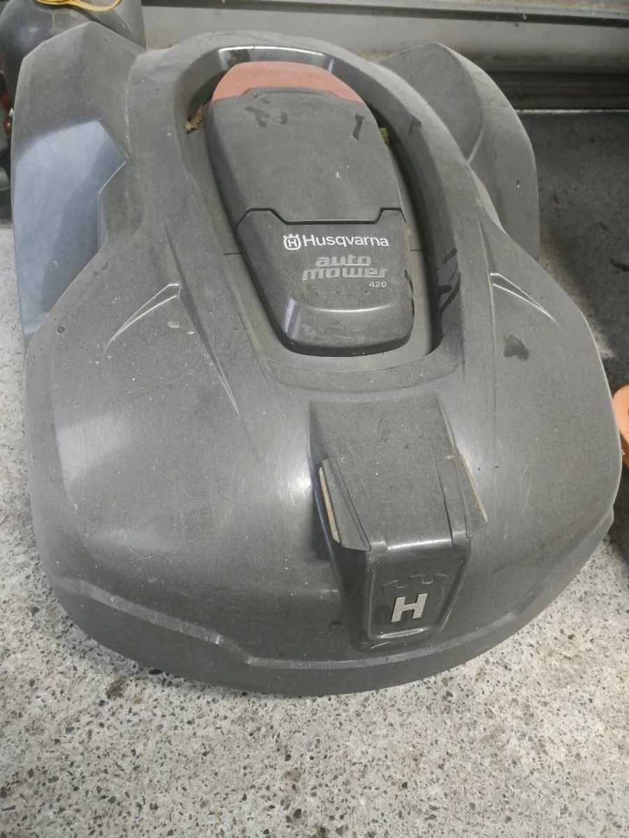 Husqvarna Auto mower 420 - Image 2
