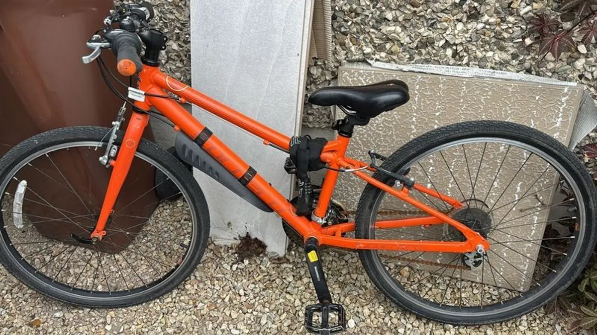 kids bike Carrera 24 inches - Image 1