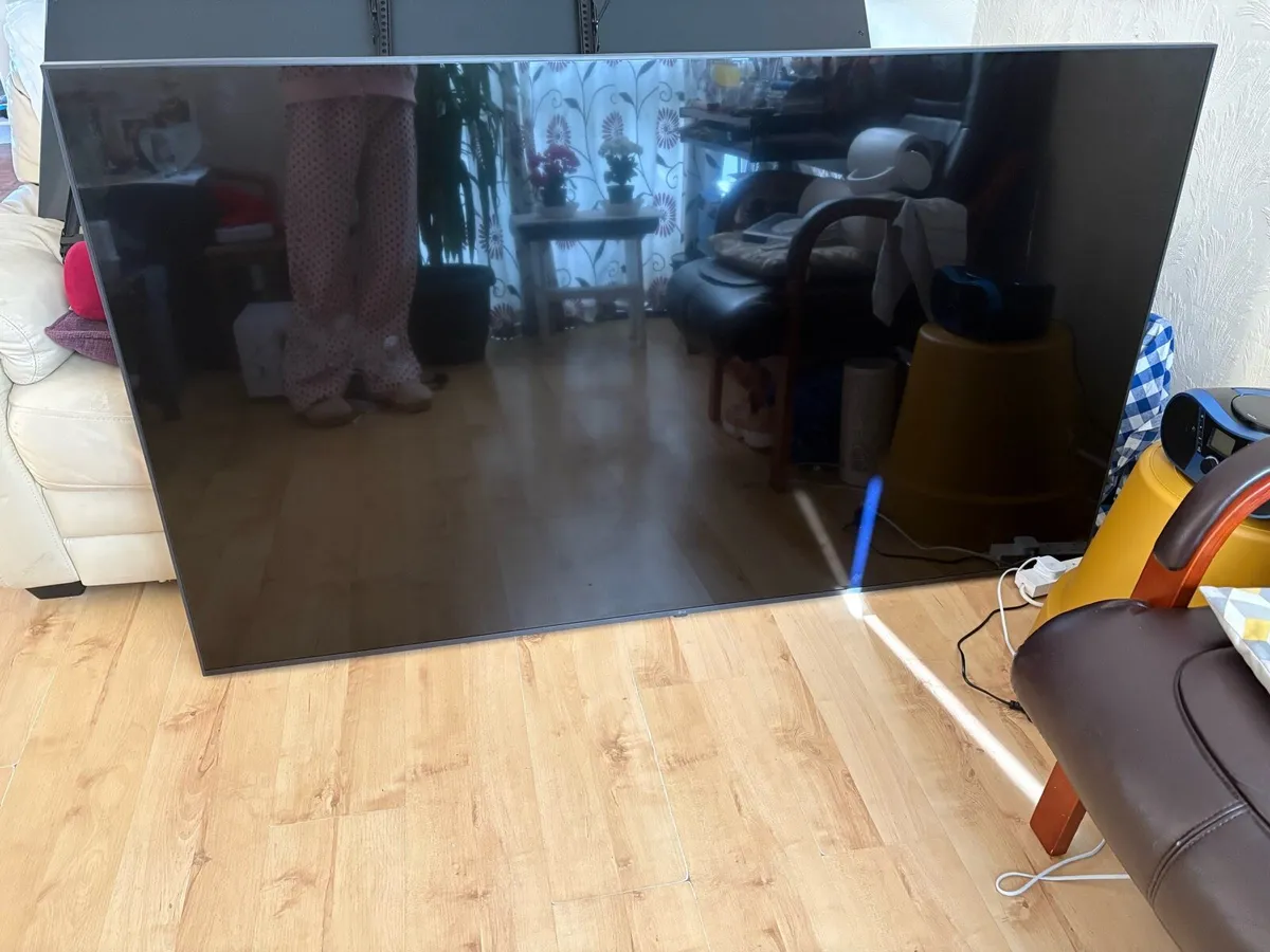 75 inch LG TV - Image 3