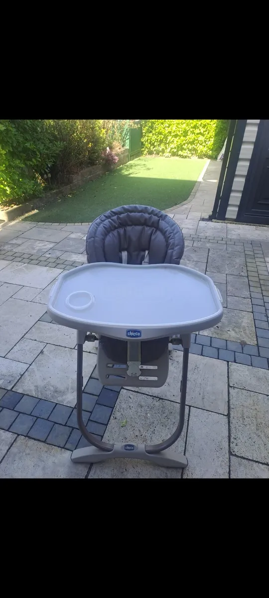 Feeding chair - Image 1