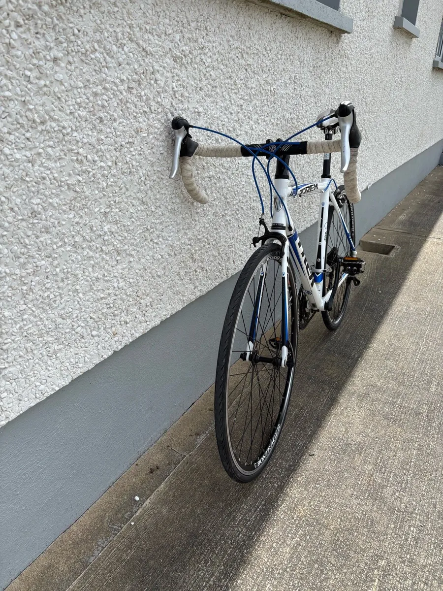 Trek Alpha 1.2 Road Bike 20” - Image 2