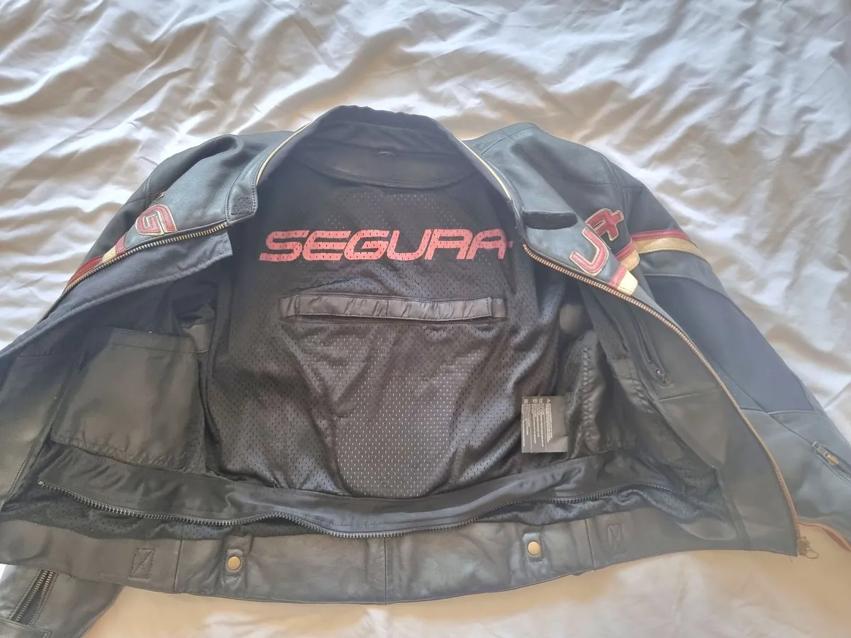 Segura Vintage Look Leather Large mtorcycle Jacket - Image 4