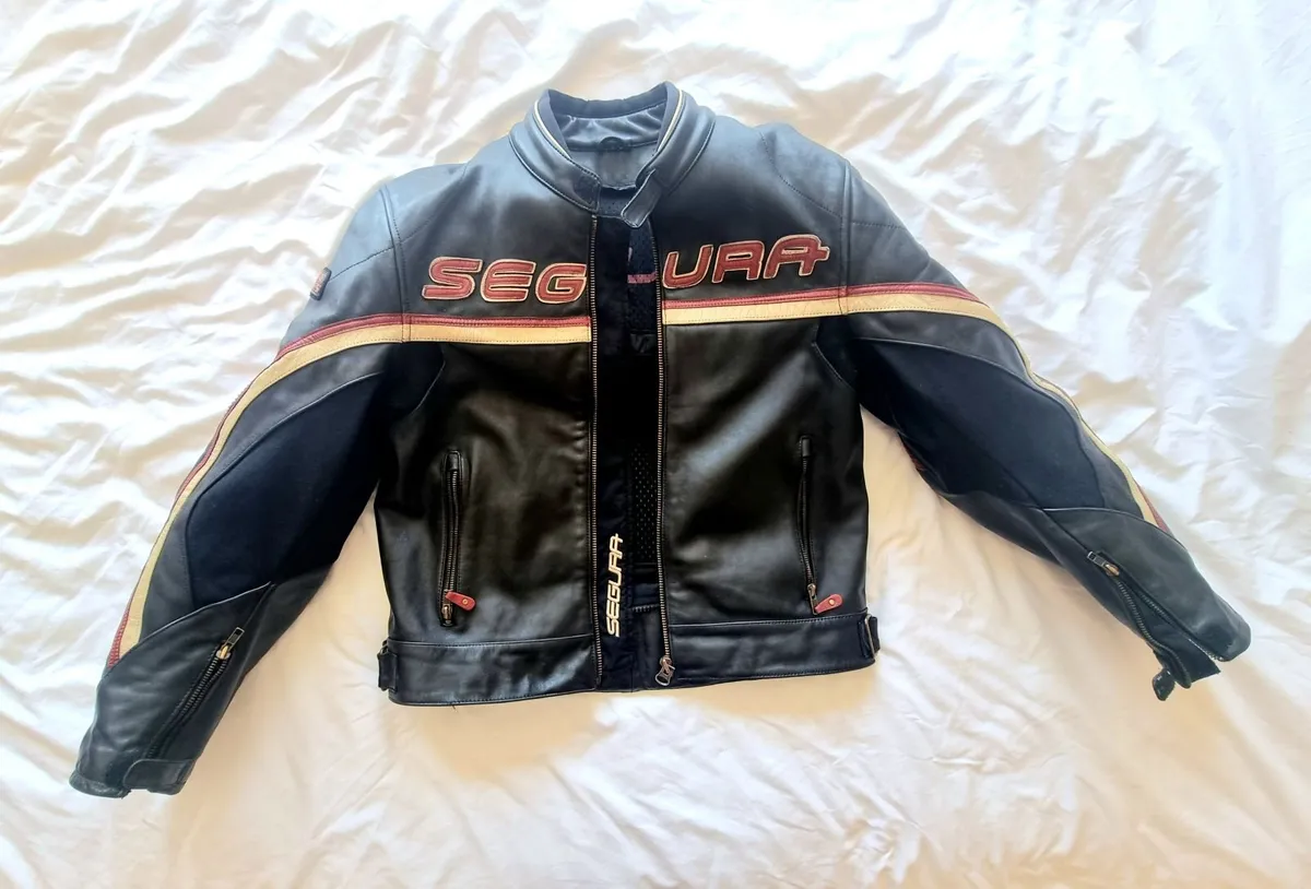 Segura Vintage Look Leather Large mtorcycle Jacket - Image 1