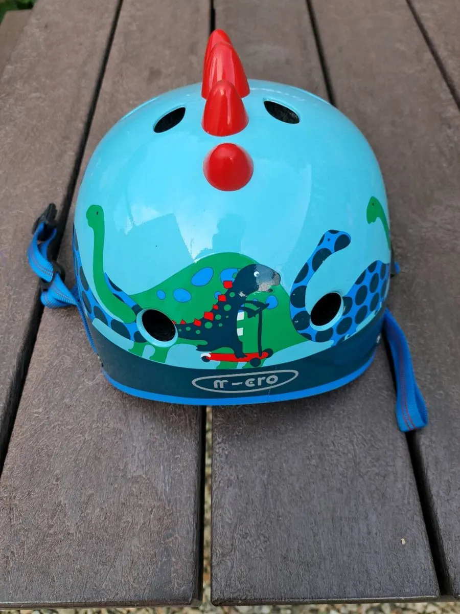 Micro Scooter Dino Printed Medium Bike Helmet - Image 2