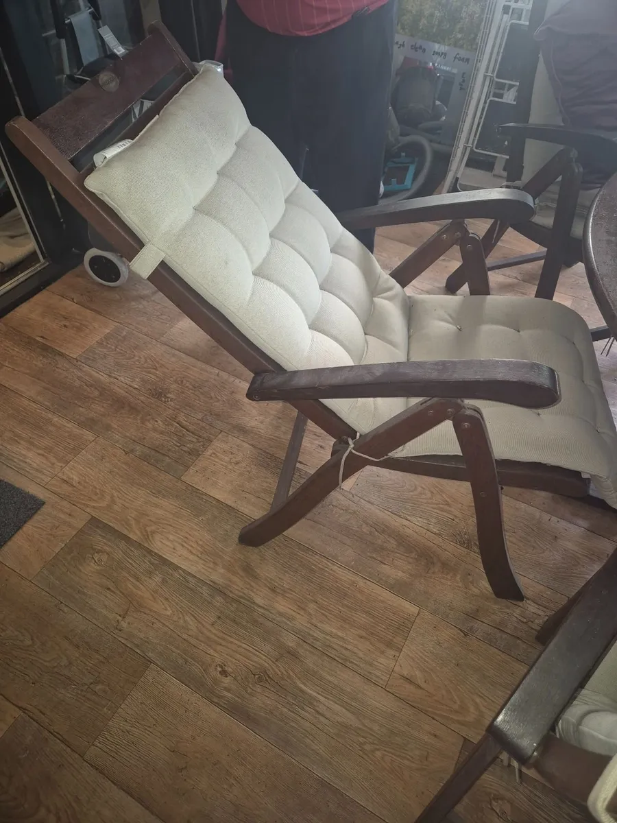 Outdoor Table and Chairs - Image 4