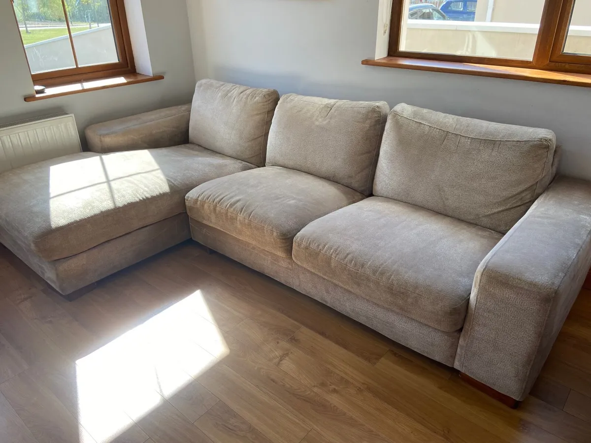 Couch - Image 1