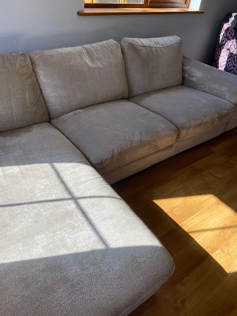 Couch - Image 3