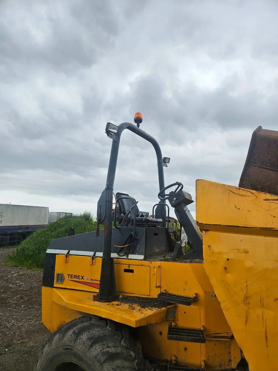 Dumper - Image 1