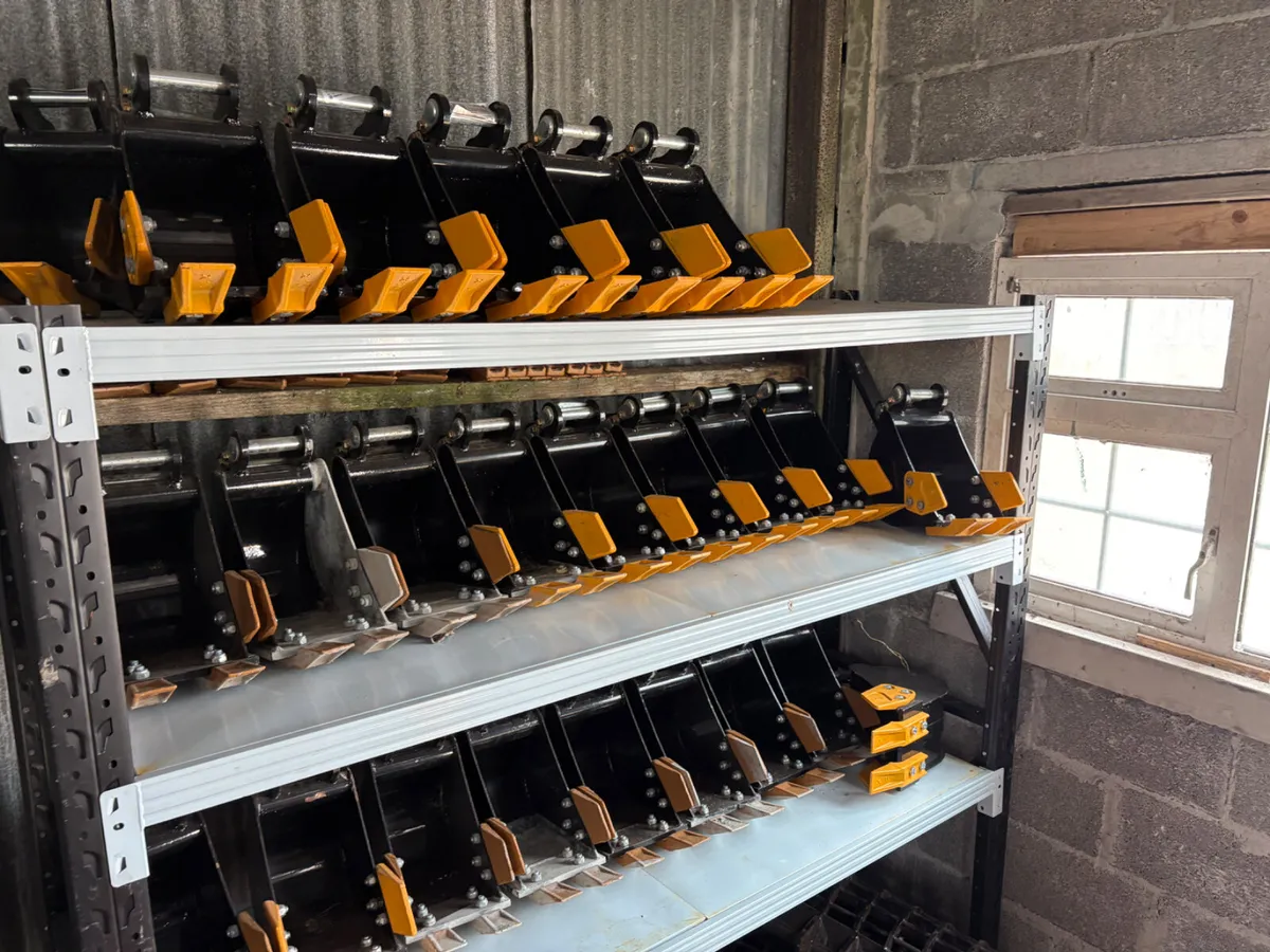 350 KG Metal Powder Coated Pallet Type Racking - Image 1