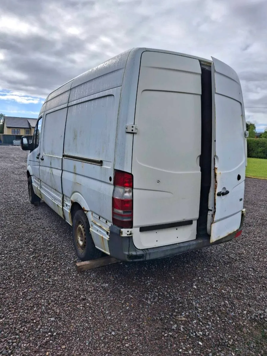 Mercedes sprinter - Image 4