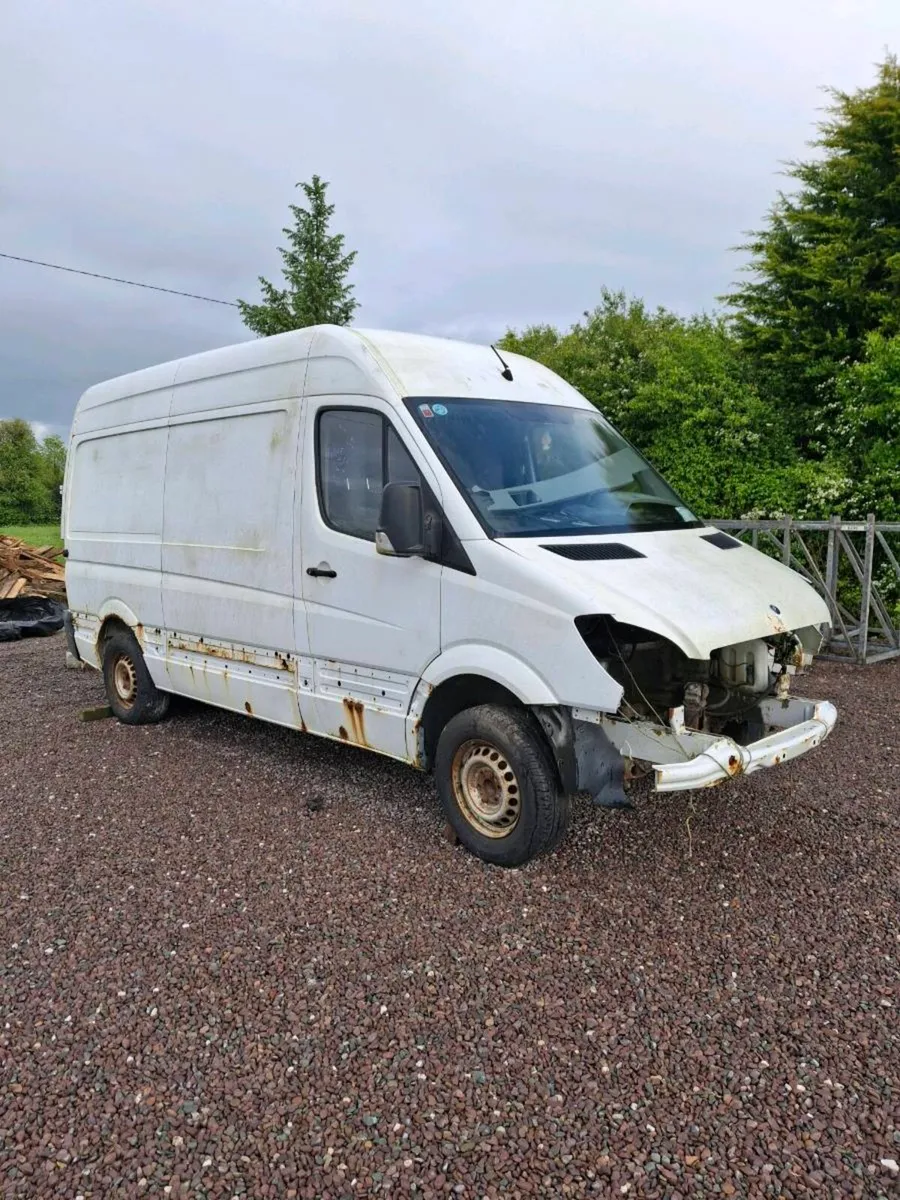 Mercedes sprinter - Image 1