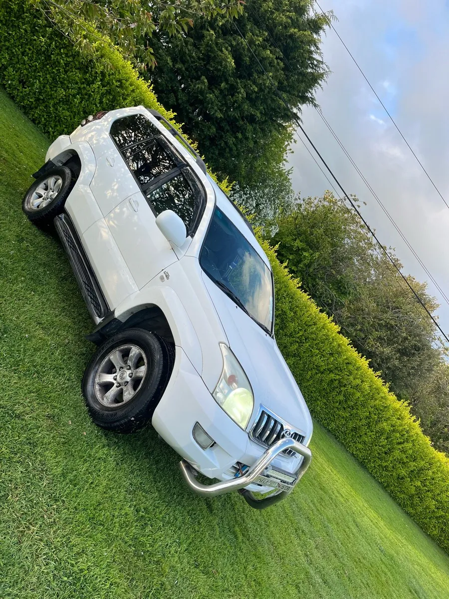 Toyota Land Cruiser - Image 2