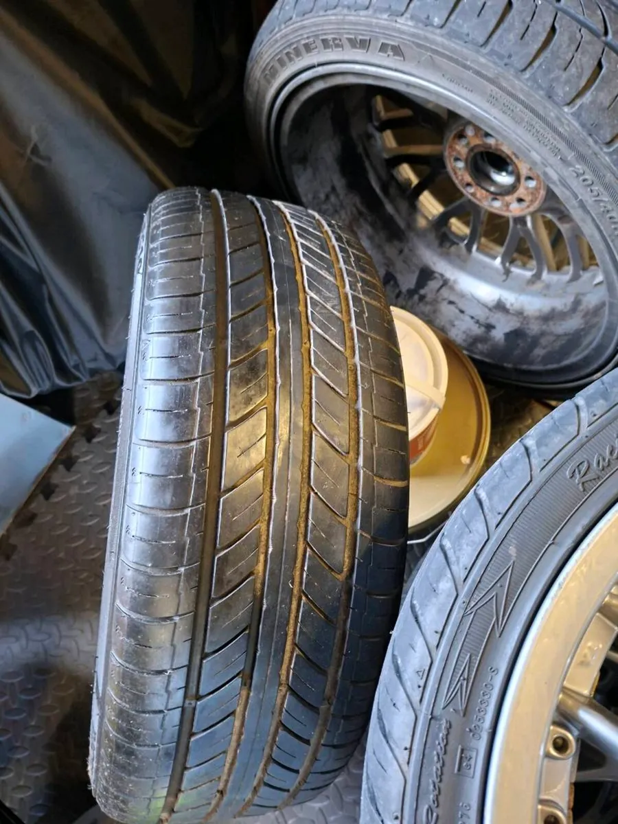 Multi fit 4 by 100 17' Alloys 🛞 - Image 4