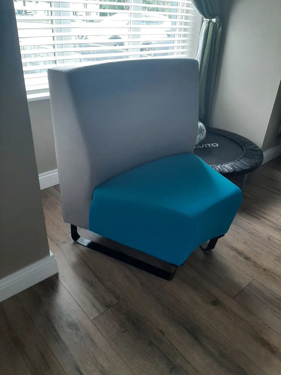 Chairs - Image 3