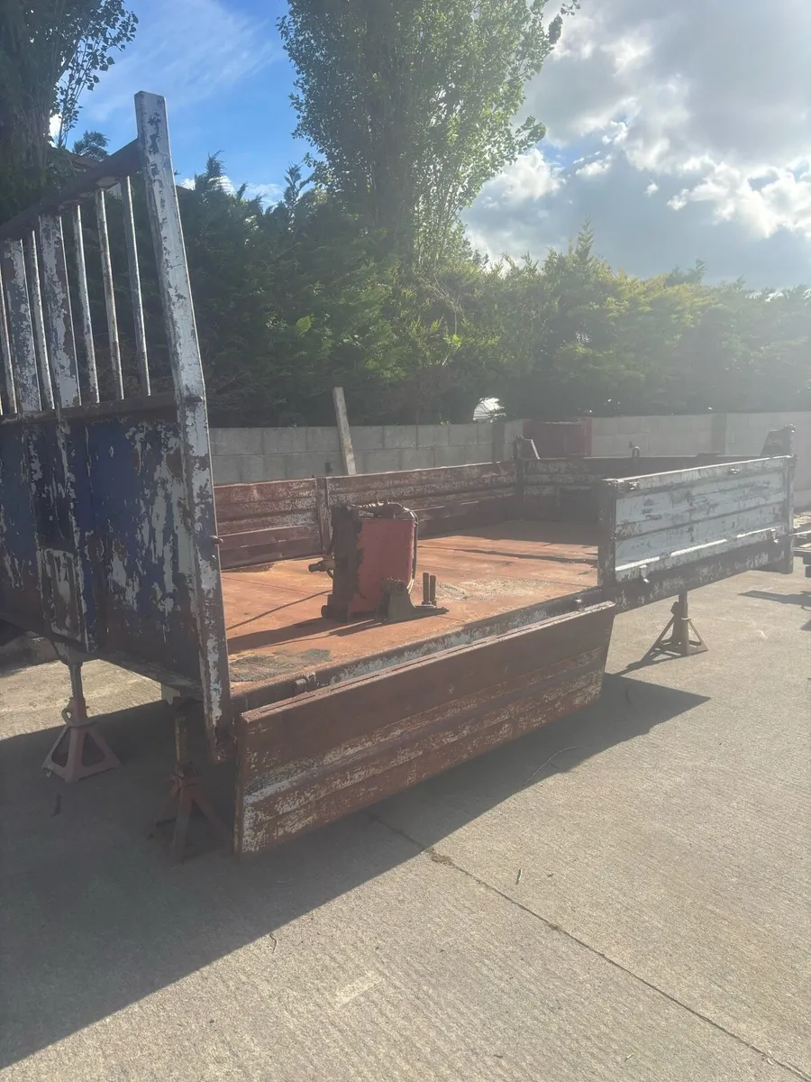 Body tipper 7.5 KELLY - Image 1