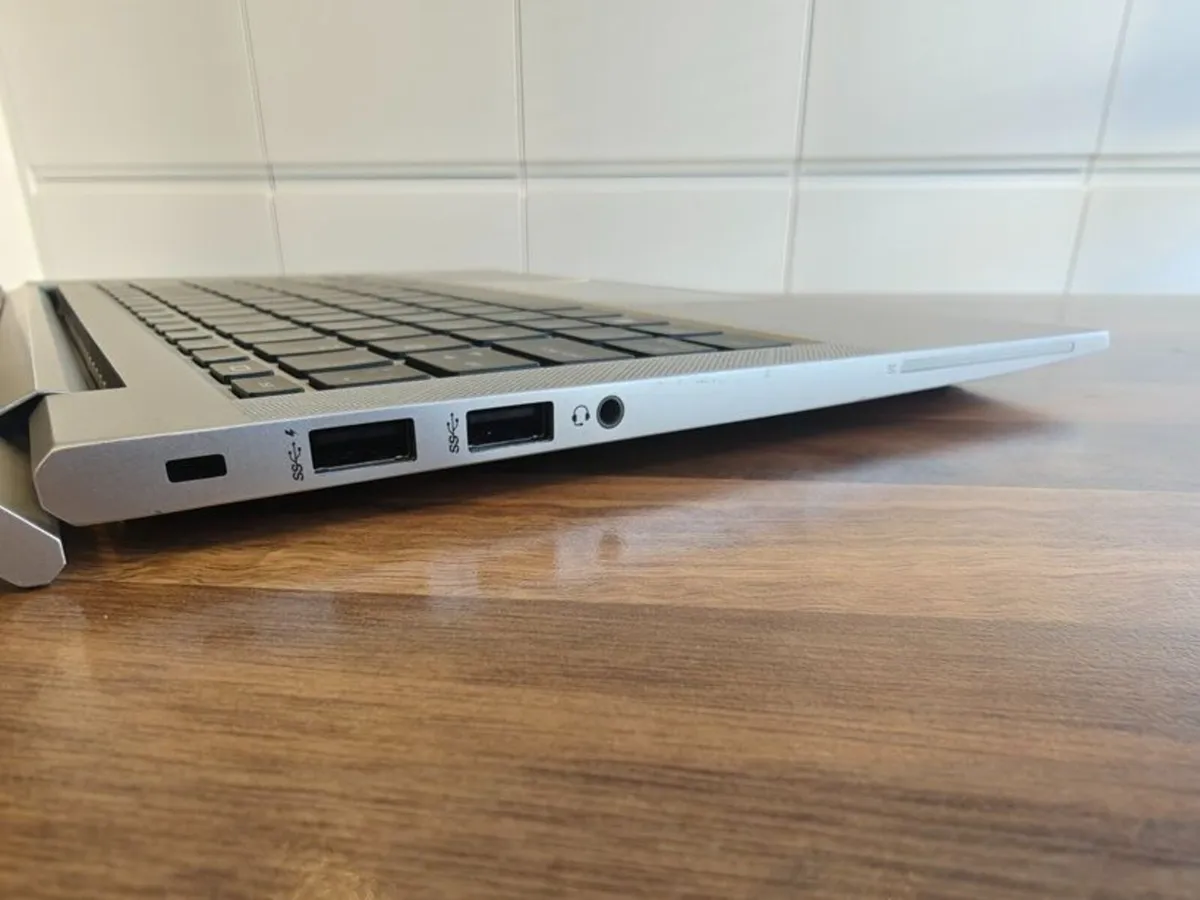 HP Elitebook 830 G8 | i7 (11th gen) | 16GB | 512GB - Image 4