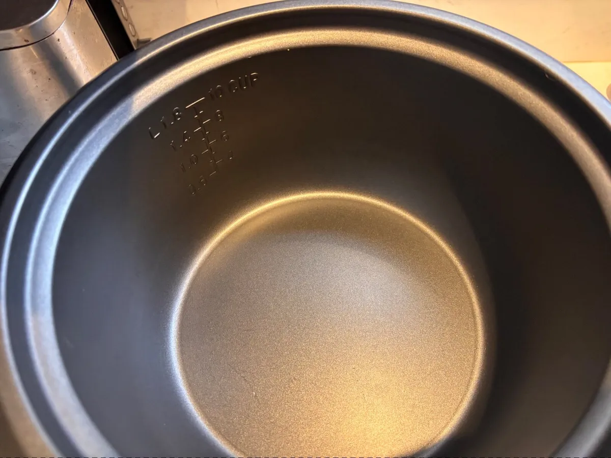 Russell Hobbs 1.8L Rice Cooker and Steamer - Image 3