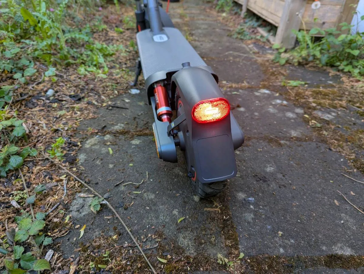 Xiaomi 5 Max e-scooter - Image 4