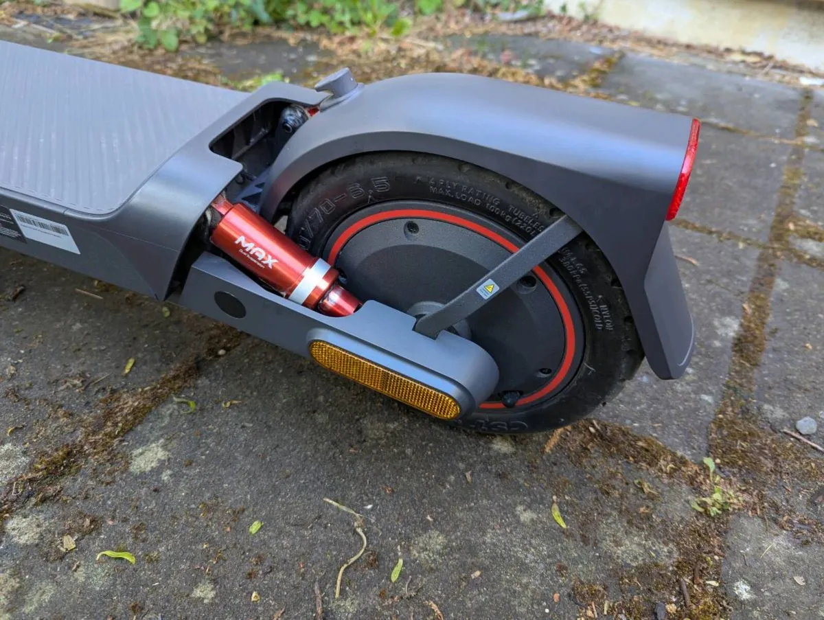 Xiaomi 5 Max e-scooter - Image 3